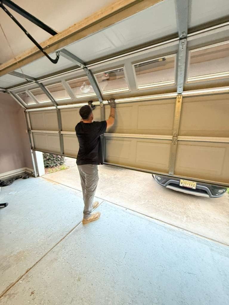 Garage door repair work, gallery photo 11